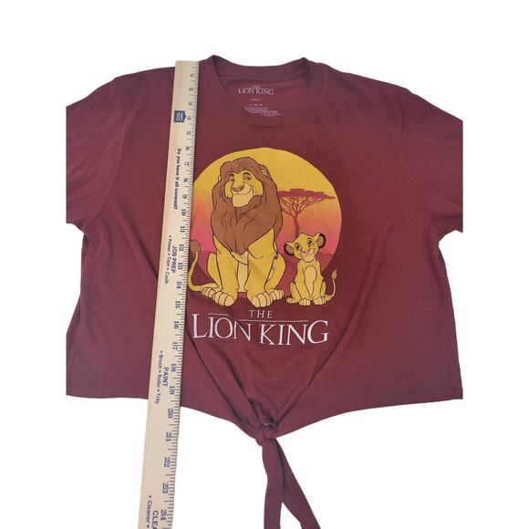 2587 Disney The Lion King Women's Maroon Crop Top Size Large - Picture 2 of 5